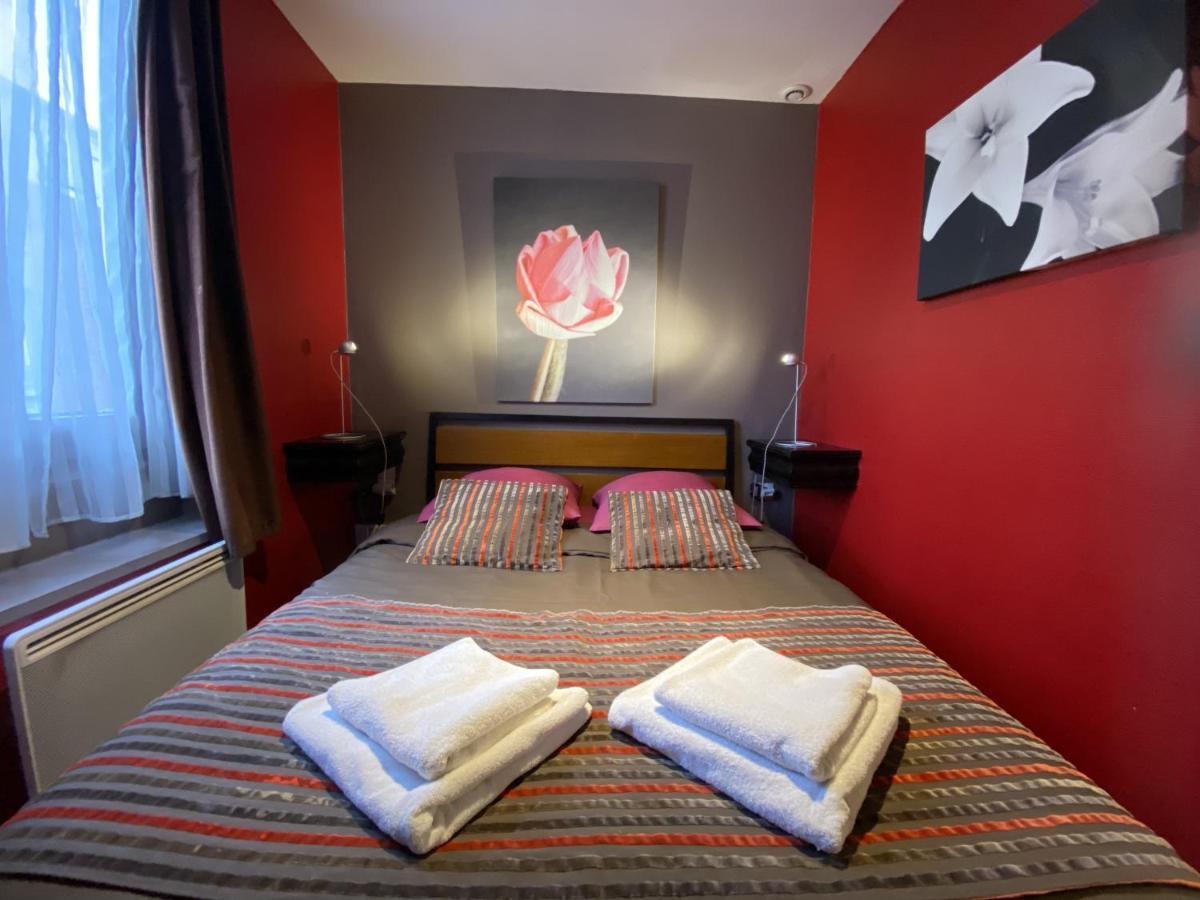 โลเฌร์ อา ลา มาดแลน Apartment ลามาเดอเลน ภายนอก รูปภาพ