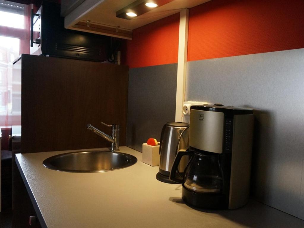 โลเฌร์ อา ลา มาดแลน Apartment ลามาเดอเลน ห้อง รูปภาพ