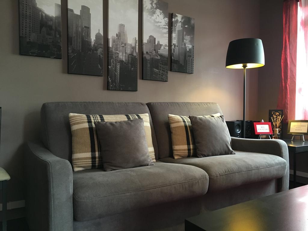โลเฌร์ อา ลา มาดแลน Apartment ลามาเดอเลน ภายนอก รูปภาพ